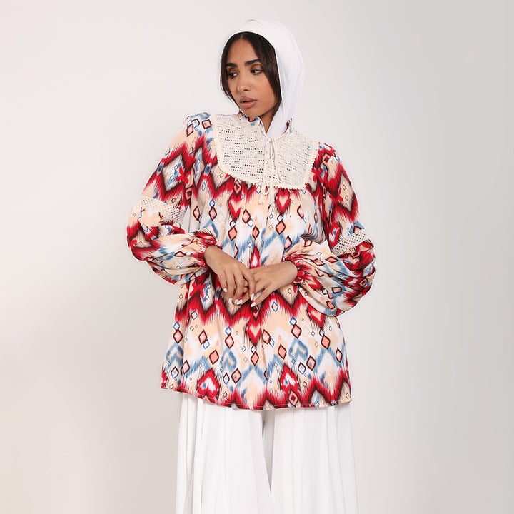 Printed blouse with puffy sleeves