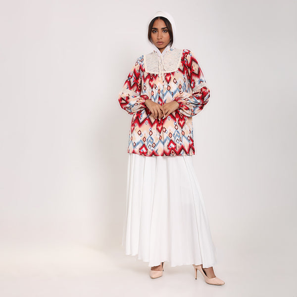 Printed blouse with puffy sleeves