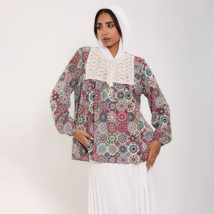 Printed blouse with puffy sleeves