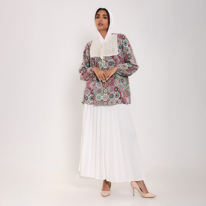 Printed blouse with puffy sleeves