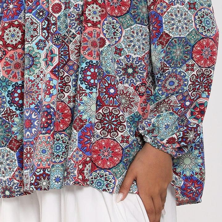 Printed blouse with puffy sleeves