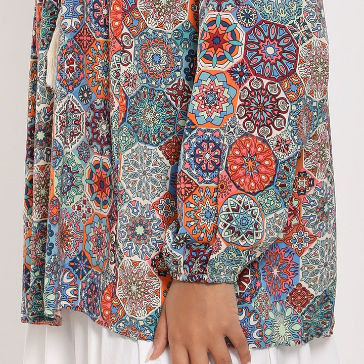 Printed blouse with puffy sleeves