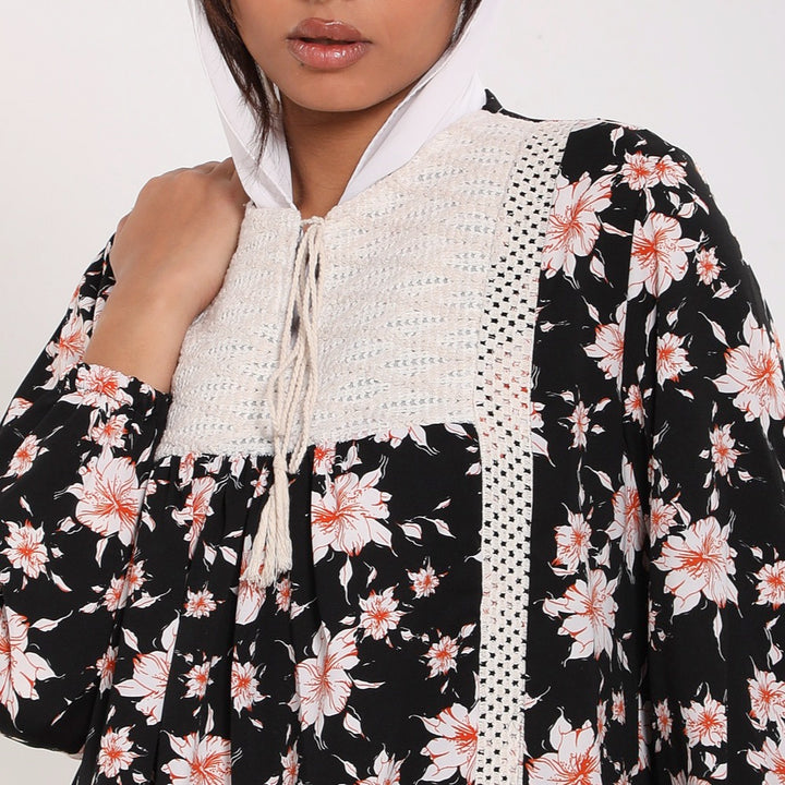 Printed blouse with puffy sleeves